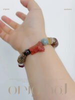MANOMADE Dawn Makeup handmade agate natural stone pearl bracelet, product detail view